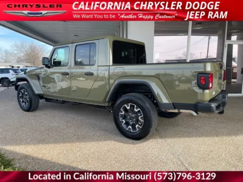 More photos of 2026 Jeep Gladiator Sahara at California CDJR, MO