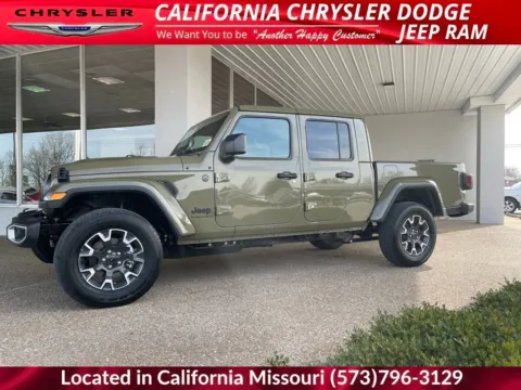More photos of 2026 Jeep Gladiator Sahara at California CDJR, MO