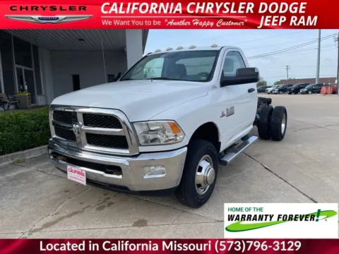 White 2015 Ram 3500 Tradesman for sale in California, MO