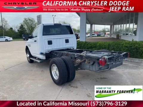 More photos of 2015 Ram 3500 Tradesman at California CDJR, MO