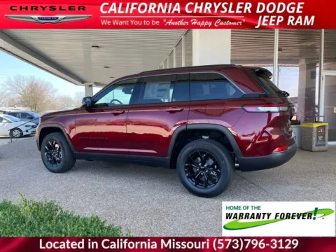 More photos of 2026 Jeep Grand Cherokee Laredo Altitude at California CDJR, MO