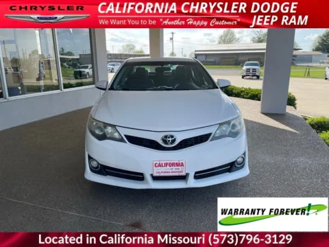 Photos of 2014 Toyota Camry SE for sale in California, MO at California CDJR