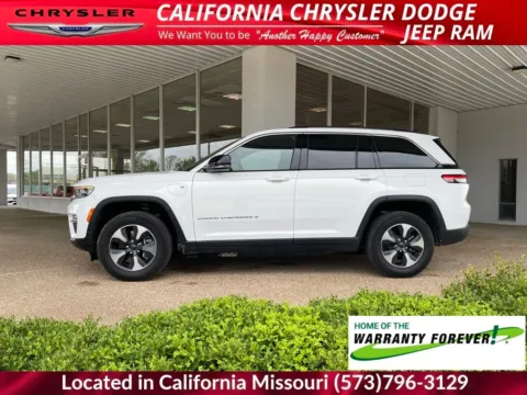 More photos of 2024 Jeep Grand Cherokee 4xe at California CDJR, MO