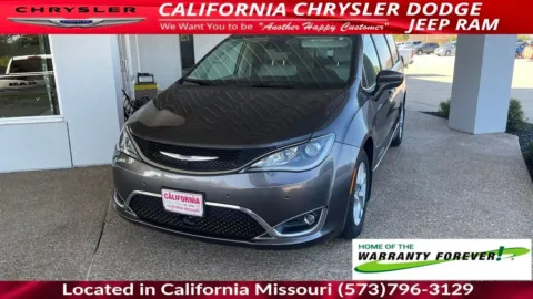 Gray 2020 Chrysler Pacifica Touring L for sale in California, MO