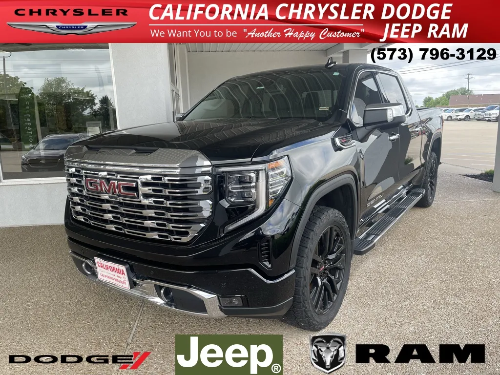 Black 2022 GMC Sierra 1500 Denali for sale in California, MO