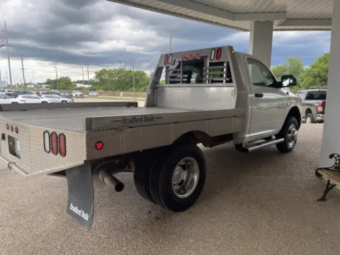 More photos of 2016 Ram 3500 Tradesman at California CDJR, MO
