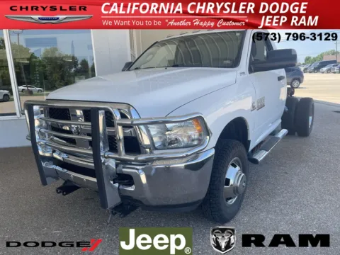 White 2016 Ram 3500 Tradesman for sale in California, MO