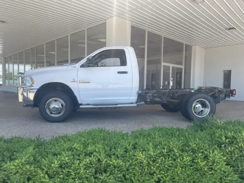 More photos of 2016 Ram 3500 Tradesman at California CDJR, MO