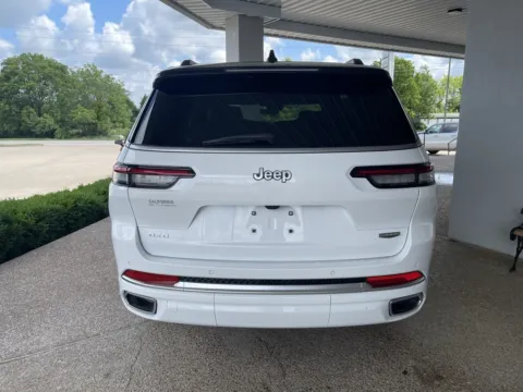 More photos of 2025 Jeep Grand Cherokee L Summit at California CDJR, MO