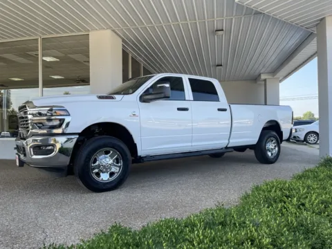 More photos of 2026 Ram 3500 Tradesman at California CDJR, MO