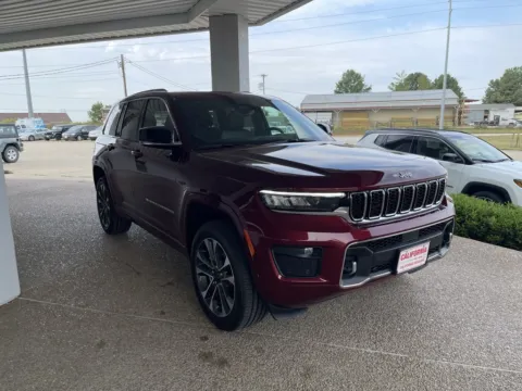 More photos of 2025 Jeep Grand Cherokee Overland at California CDJR, MO