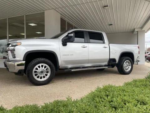 More photos of 2022 Chevrolet Silverado 2500HD LT at California CDJR, MO