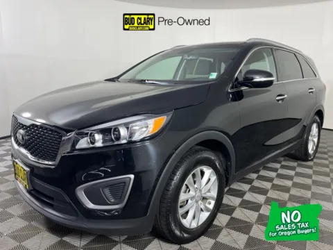 Black 2016 Kia Sorento LX for sale in Longview, WA