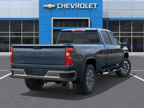 More photos of 2026 Chevrolet Silverado 3500HD LT at Chevrolet Longview, WA