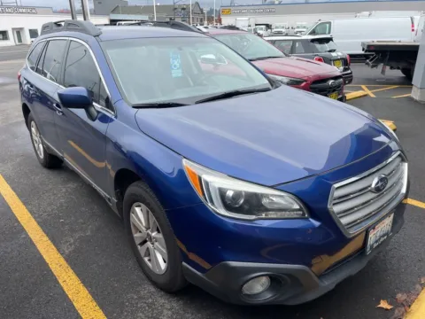 Another view of 2016 Subaru Outback 2.5i Premium for sale in Longview, WA at Chevrolet Longview