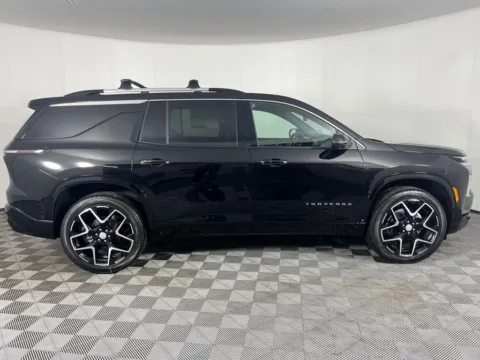 More photos of 2026 Chevrolet Traverse High Country at Chevrolet Longview, WA