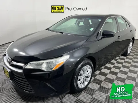 Black 2015 Toyota Camry XLE for sale in Longview, WA