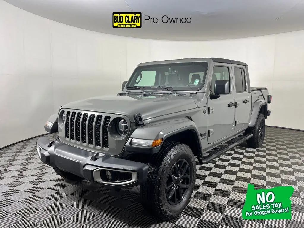 Gray 2022 Jeep Gladiator Sport for sale in Longview, WA