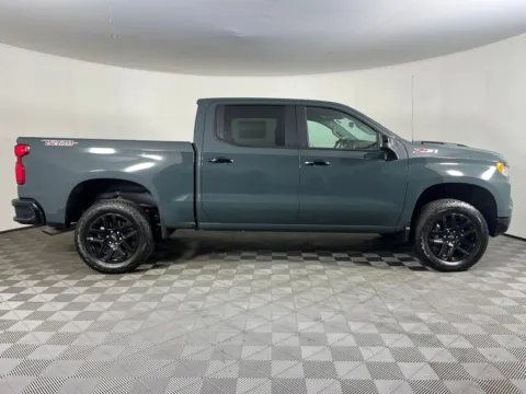 More photos of 2026 Chevrolet Silverado 1500 LT Trail Boss at Bud Clary Chevrolet Longview, WA