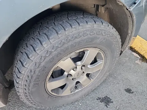 More photos of 2011 Ford Escape Limited at Chevrolet Longview, WA