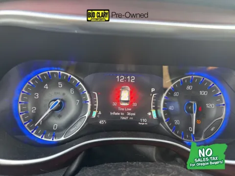 Black 2020 Chrysler Pacifica Limited for sale in Longview, WA