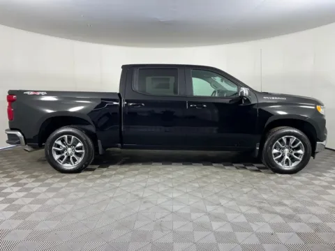 More photos of 2026 Chevrolet Silverado 1500 LT at Bud Clary Chevrolet Longview, WA