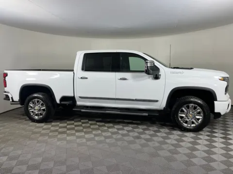 More photos of 2026 Chevrolet Silverado 2500HD High Country at Bud Clary Chevrolet Longview, WA