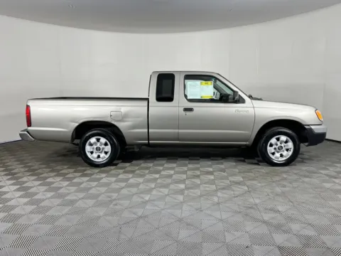 More photos of 2000 Nissan Frontier XE at Bud Clary Chevrolet Longview, WA