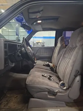 More photos of 1996 Dodge Dakota at Bud Clary Chevrolet Longview, WA