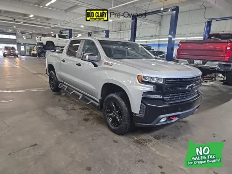 Silver 2019 Chevrolet Silverado 1500 LT Trail Boss for sale in Longview, WA