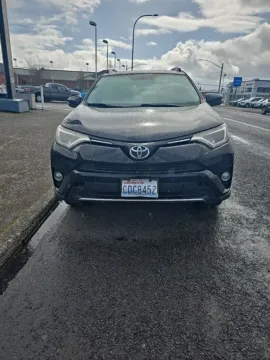 Black 2016 Toyota RAV4 XLE for sale in Longview, WA