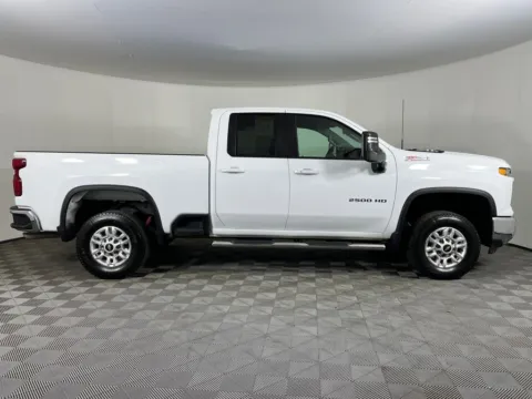More photos of 2024 Chevrolet Silverado 2500HD LT at Bud Clary Chevrolet Longview, WA