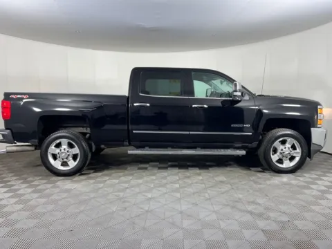 More photos of 2016 Chevrolet Silverado 2500HD LTZ at Bud Clary Chevrolet Longview, WA