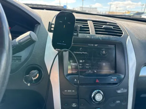 Photos of 2014 Ford Explorer XLT for sale in Longview, WA at Bud Clary Chevrolet Longview