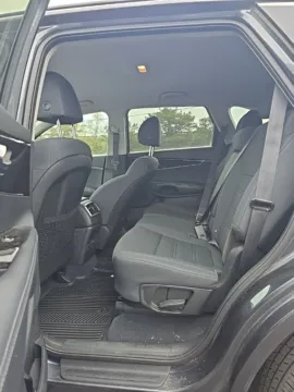 More photos of 2020 Kia Sorento S at Bud Clary Chevrolet Longview, WA