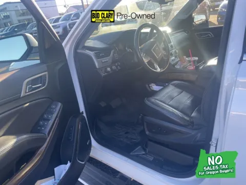 White 2019 GMC Yukon Denali for sale in Longview, WA