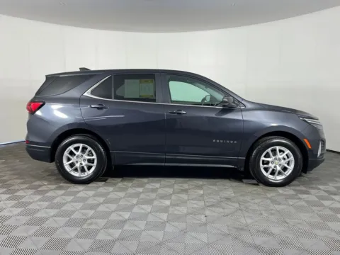 More photos of 2022 Chevrolet Equinox LT at Bud Clary Chevrolet Longview, WA