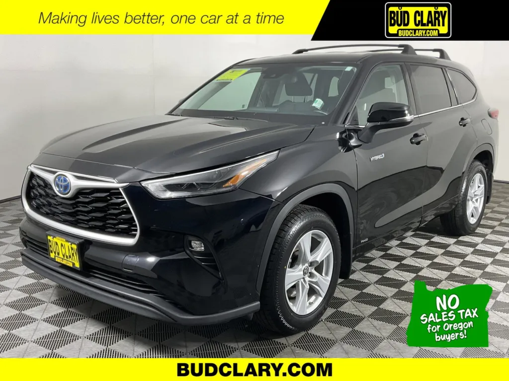 2021 Toyota Highlander Hybrid LE for sale in Longview, WA