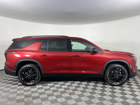 More photos of 2025 Chevrolet Traverse AWD LT at Chevrolet Longview, WA