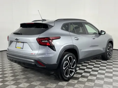 More photos of 2025 Chevrolet Trax 2RS at Chevrolet Longview, WA