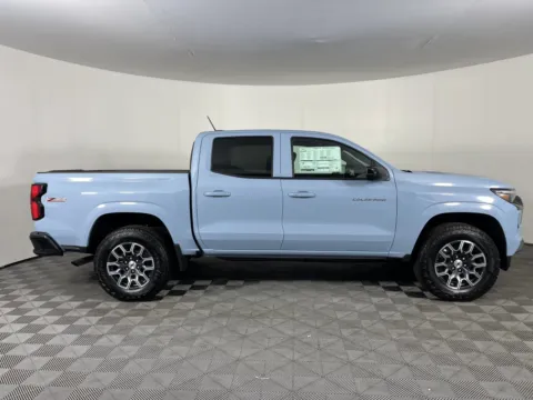 More photos of 2025 Chevrolet Colorado 4WD Z71 at Chevrolet Longview, WA