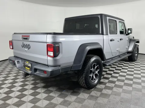 More photos of 2020 Jeep Gladiator Sport S at Chevrolet Longview, WA