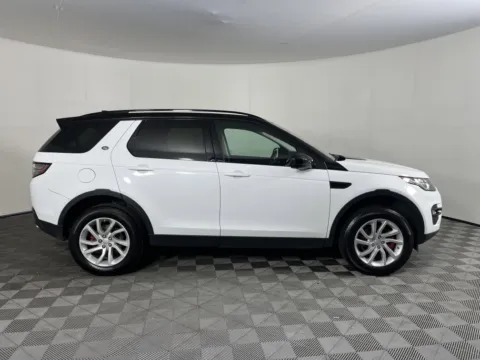 More photos of 2017 Land Rover Discovery Sport HSE at Chevrolet Longview, WA