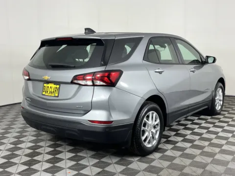 More photos of 2024 Chevrolet Equinox LS at Chevrolet Longview, WA