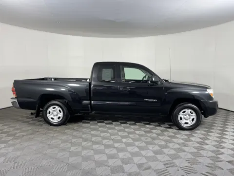 More photos of 2008 Toyota Tacoma at Chevrolet Longview, WA