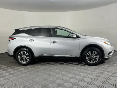 More photos of 2017 Nissan Murano S at Chevrolet Longview, WA