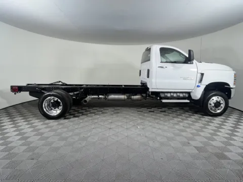 More photos of 2025 Chevrolet Silverado MD Work Truck at Chevrolet Longview, WA