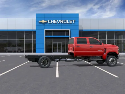 More photos of 2025 Chevrolet Silverado MD LT at Chevrolet Longview, WA