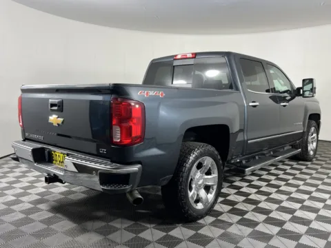 More photos of 2017 Chevrolet Silverado 1500 LTZ at Chevrolet Longview, WA