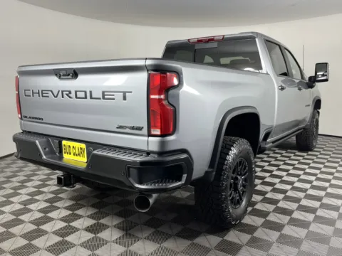 More photos of 2025 Chevrolet Silverado 2500HD ZR2 at Chevrolet Longview, WA